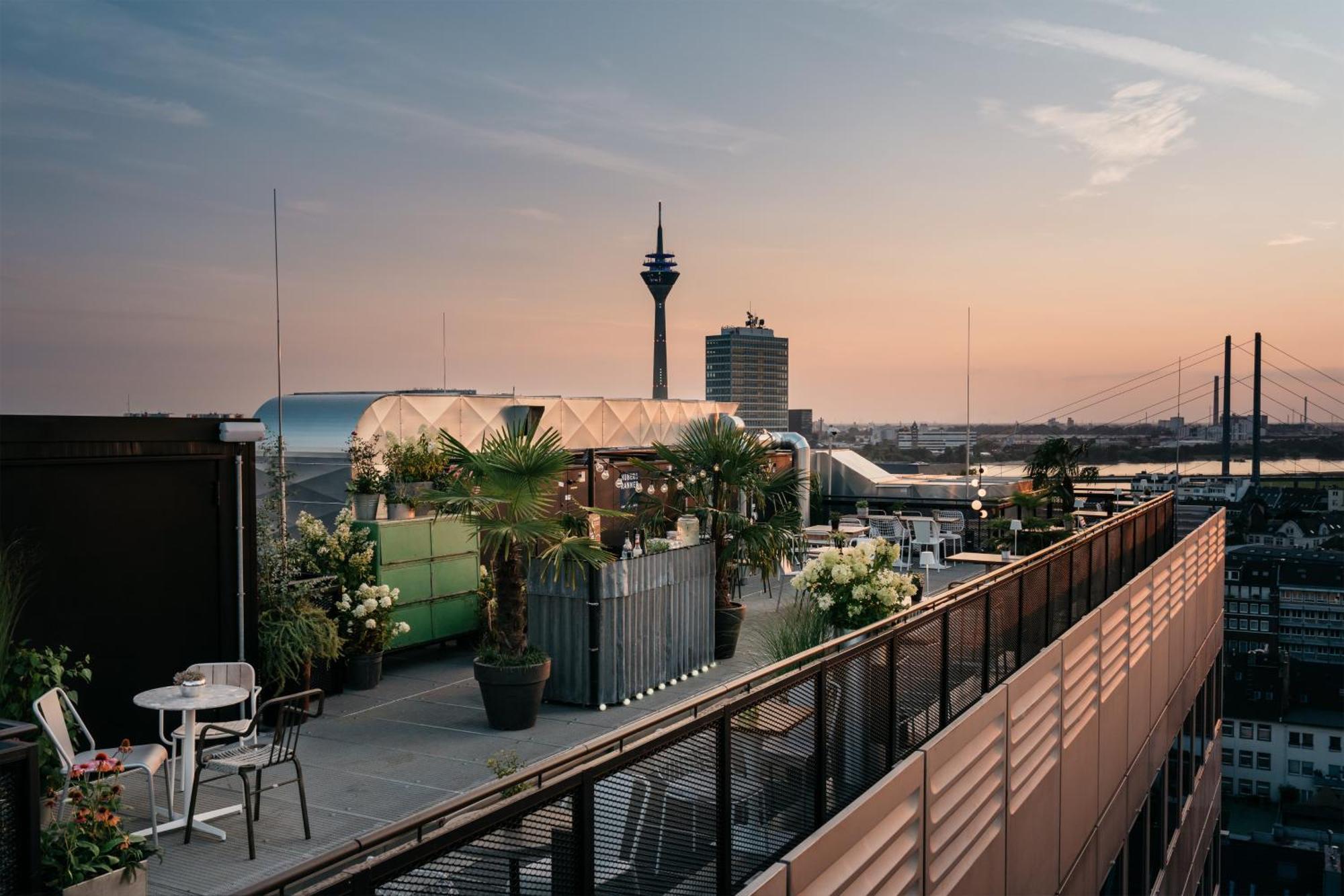Ruby Luna 4* Düsseldorf
